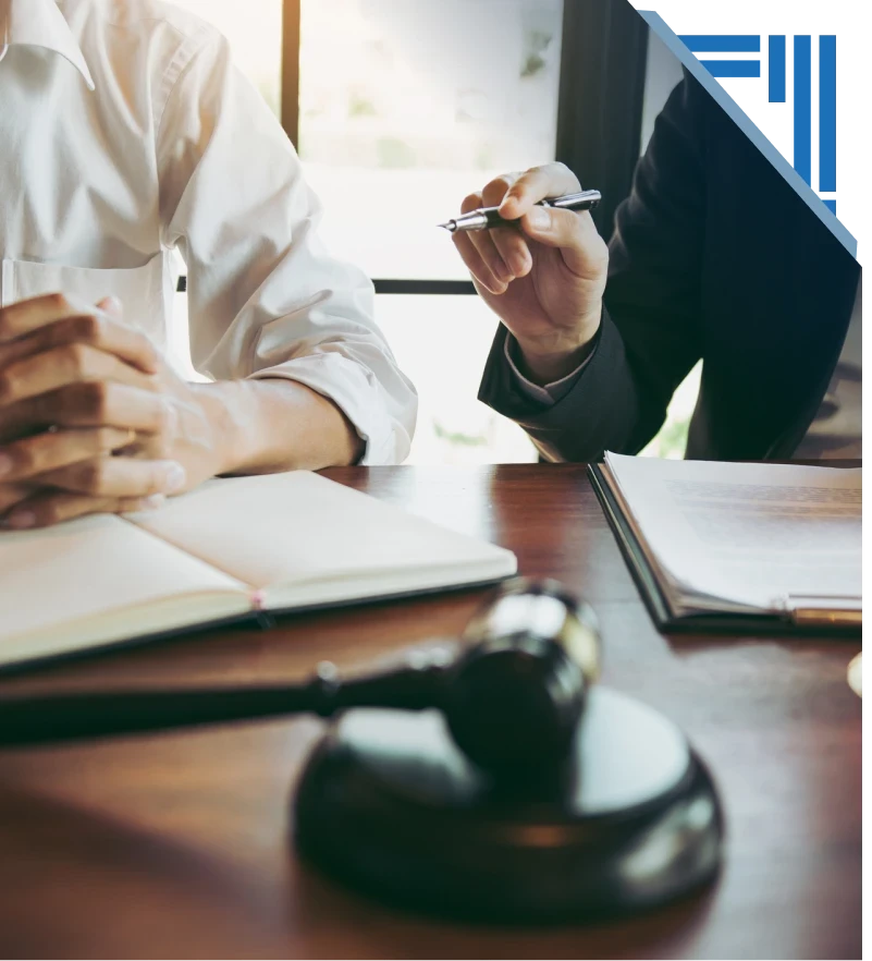 <em>COMO ENTRAR NA </em><br /><strong>JUSTIÇA CONTRA SEGURADORA?</strong>