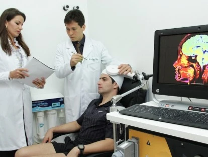 Estimulação magnética transcraniana