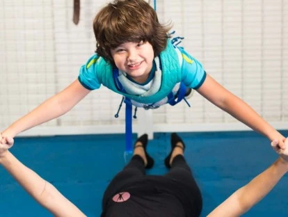 Terapia PEDIASUIT e ABA devem ser fornecidas por todos os planos de saúde