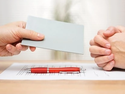 Se eu for demitido, perco o meu plano de saúde? Saiba o que fazer.