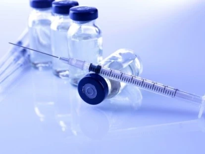 Interferon e Acetato de abiraterona para tratar esclerose múltipla