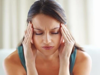 Aplicação de botox para tratamento de enxaqueca crônica