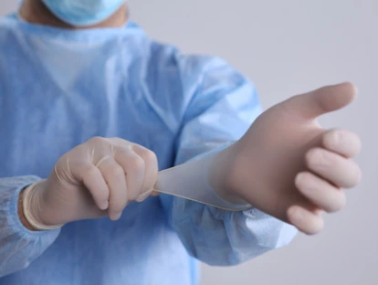 Tomografia do crânio com reconstrução tridimensional