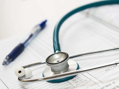 Plano de saúde deve pagar radioterapia para metástases encefálicas