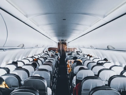 Conheça seus direitos em caso de cancelamento e atraso de voo