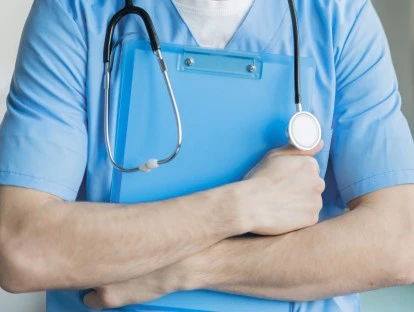 Justiça condena plano de saúde por demora no atendimento 