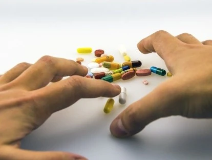 O SUS deve custear o medicamento Erleada® (apalutamida) para o tratamento do câncer de próstata avançado?