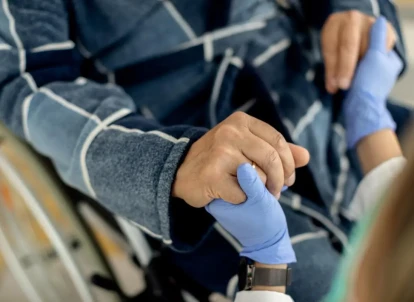 Tofersen (Qalsody) para ELA SOD1: preço, importação e cobertura pelo plano