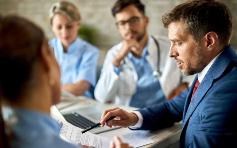 papel do advogado especialista em Direito da Saúde