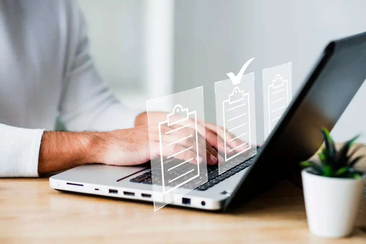Projeto de lei do SUS é analisado por Elton Fernandes